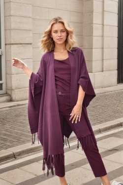 ABBIGLIAMENTO - Mantella con frange