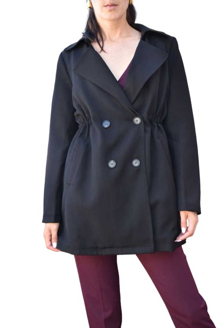 Trench con pelliccia interna