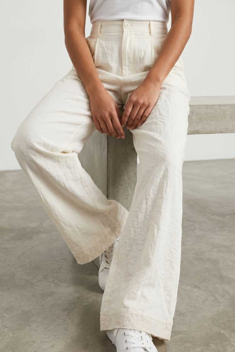 Pantalone in cotone con banda ricamata