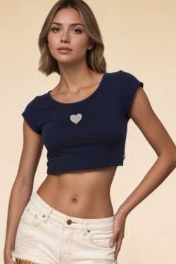 ABBIGLIAMENTO - T-shirt con applicazione