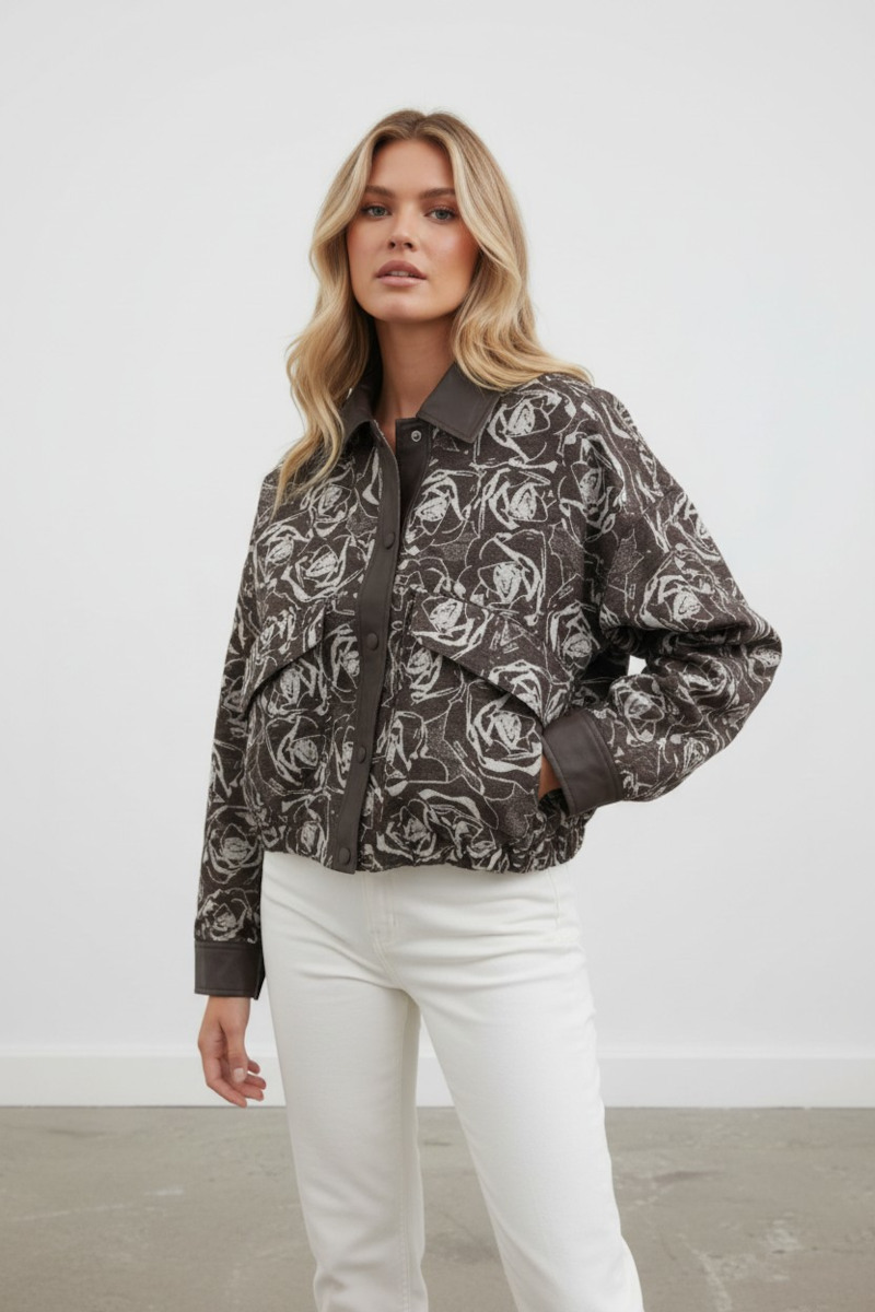 ABBIGLIAMENTO - Giubbino over fantasia